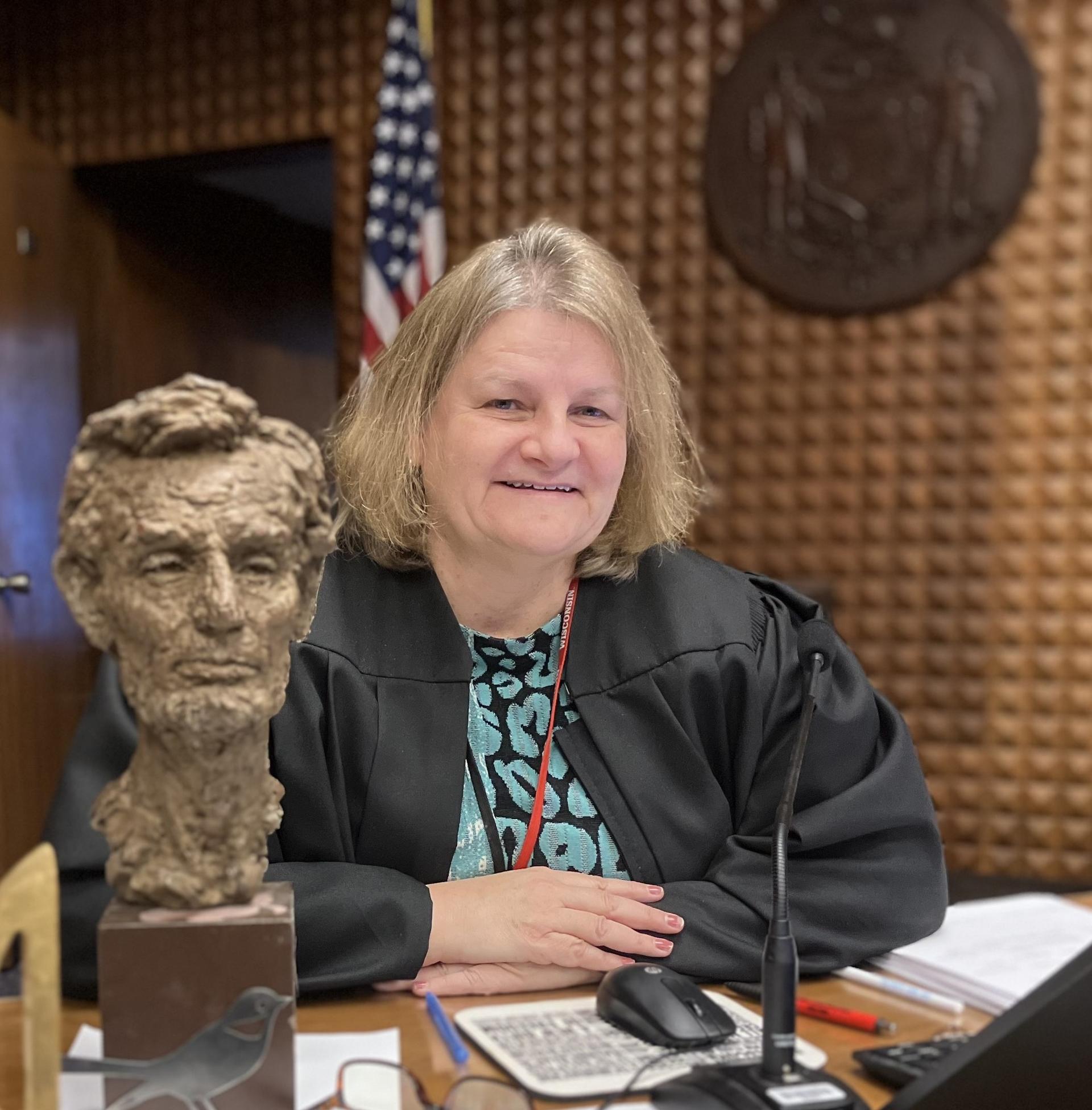 FBI Arrests Milwaukee Judge Accused of Obstructing ICE Arrest